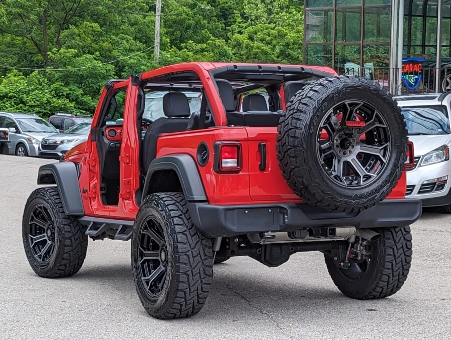 2021 Jeep JL Wrangler - Image 29 of 31
