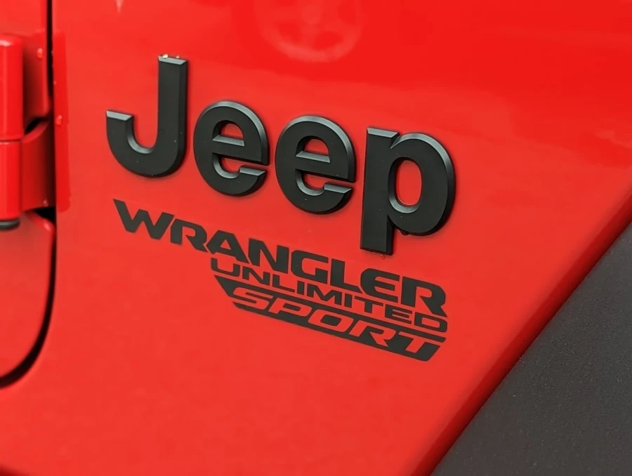 2021 Jeep JL Wrangler - Image 14 of 31