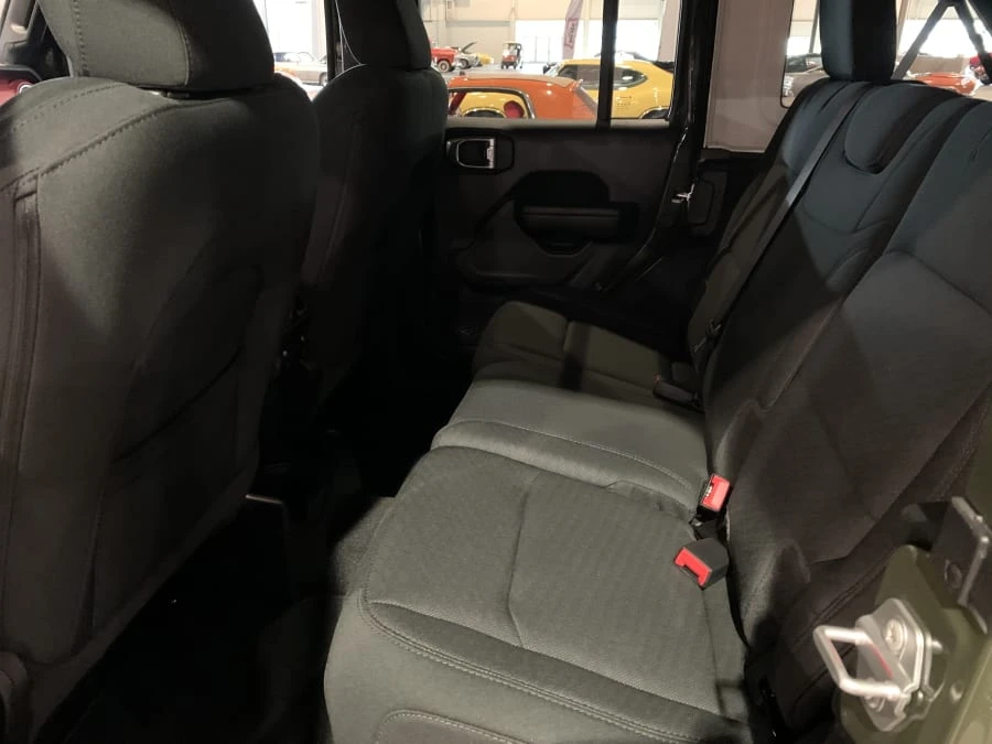2021 Jeep JL Wrangler - Image 9 of 12