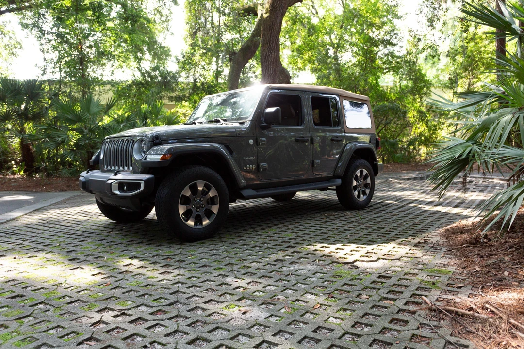 2021 Jeep JL Wrangler - Image 15 of 31