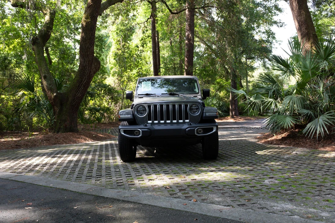 2021 Jeep JL Wrangler - Image 6 of 31