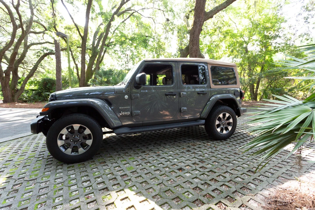 2021 Jeep JL Wrangler - Image 22 of 31