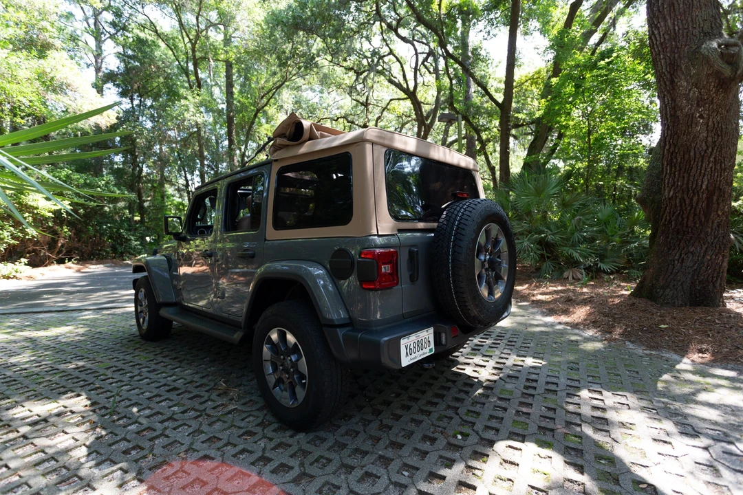 2021 Jeep JL Wrangler - Image 27 of 31