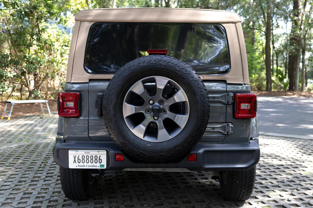 2021 Jeep JL Wrangler - Image 5 of 31