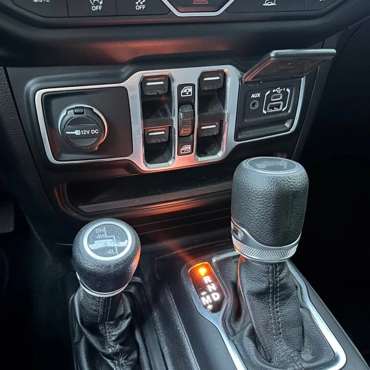 2021 Jeep JL Wrangler - Image 20 of 21
