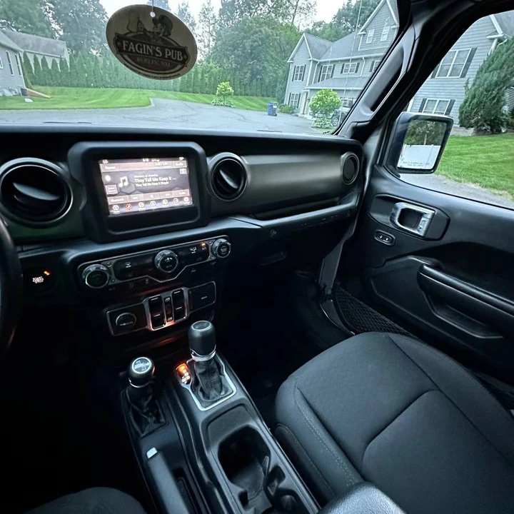 2021 Jeep JL Wrangler - Image 21 of 21