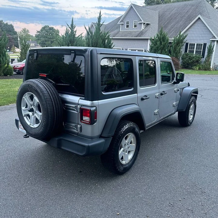 2021 Jeep JL Wrangler - Image 5 of 21