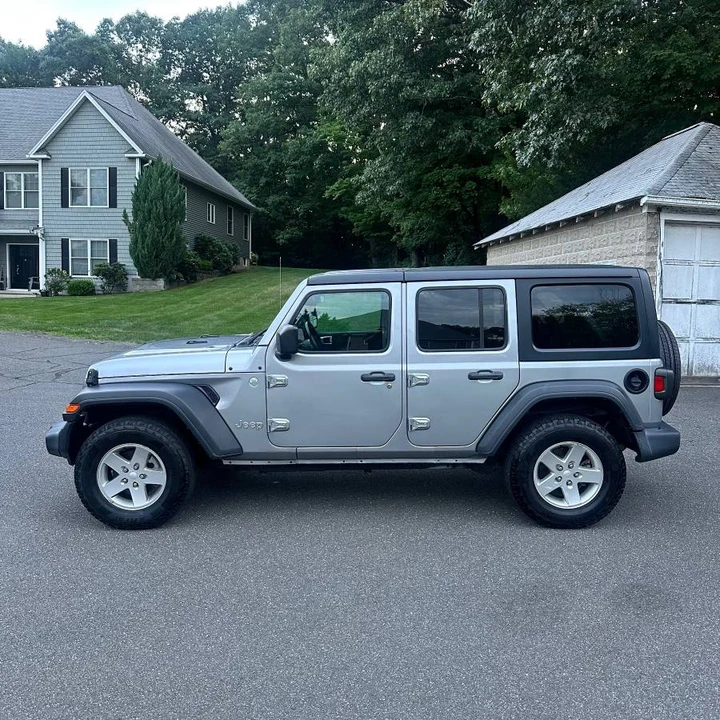 2021 Jeep JL Wrangler - Image 2 of 21