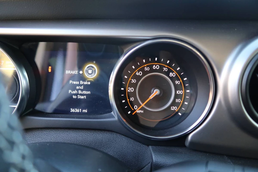 2021 Jeep JL Wrangler - Image 4 of 10
