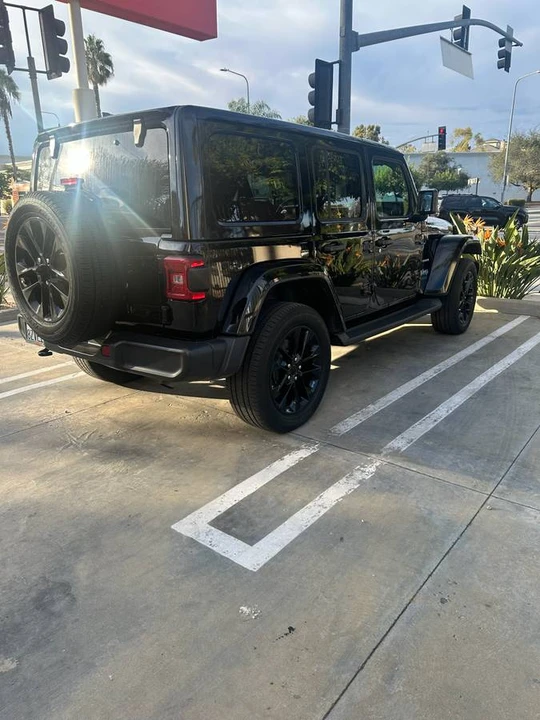 2021 Jeep JL Wrangler - Image 5 of 9