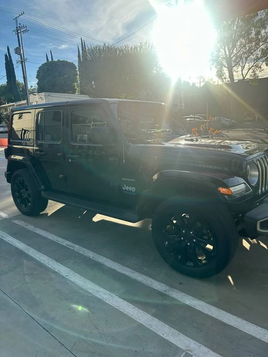2021 Jeep JL Wrangler - Image 8 of 9