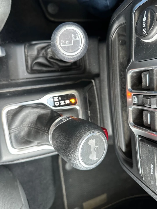 2021 Jeep JL Wrangler - Image 27 of 31