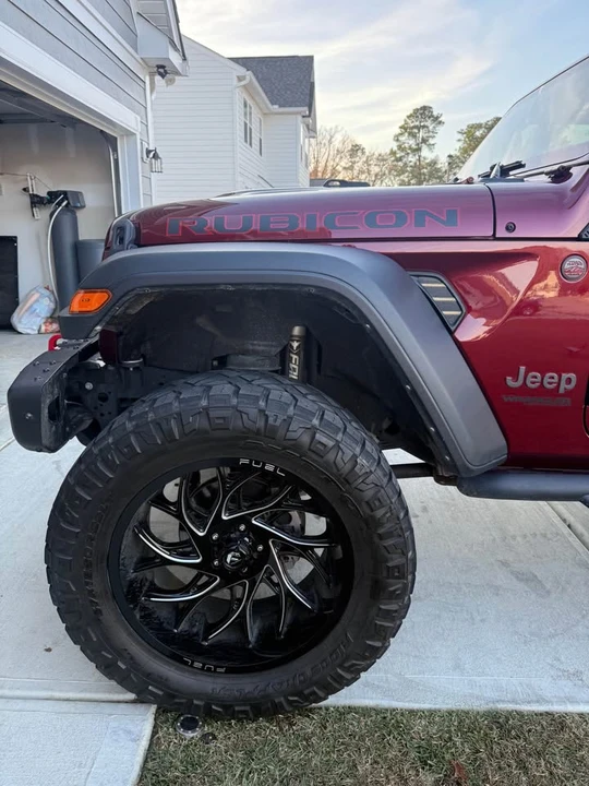 2021 Jeep JL Wrangler - Image 13 of 14