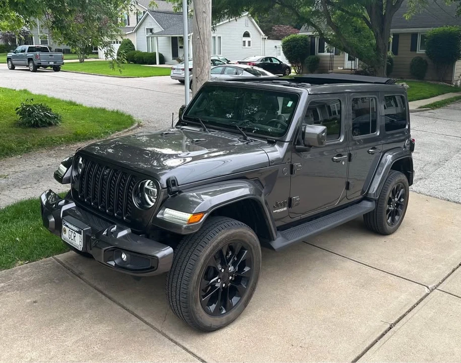 2021 Jeep JL Wrangler - Image 11 of 12