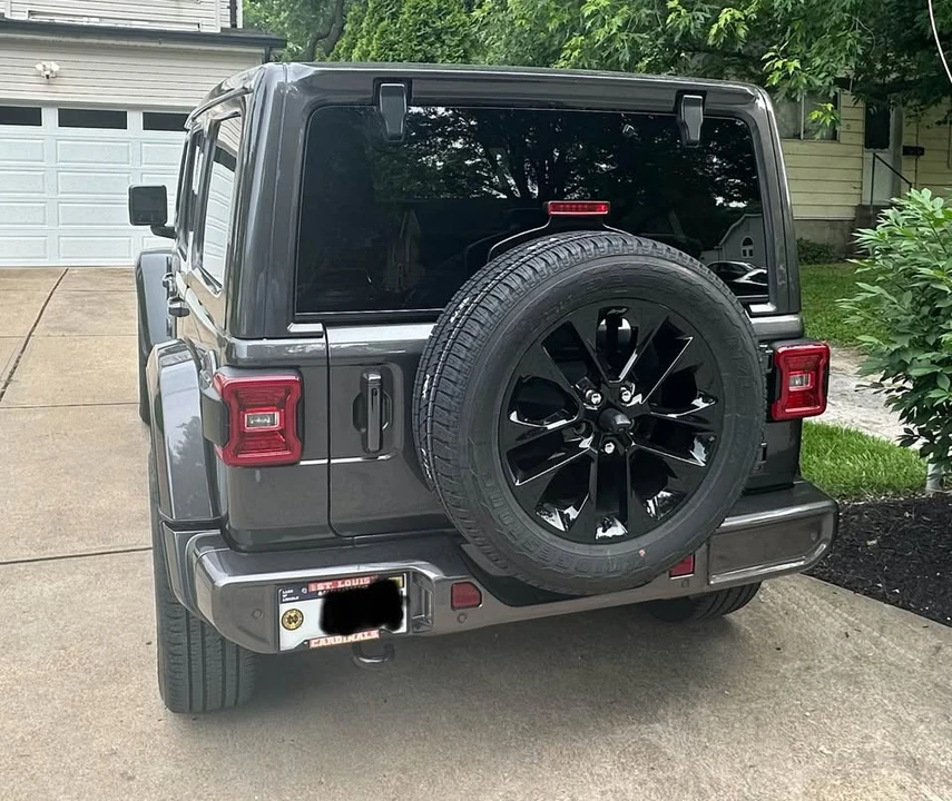 2021 Jeep JL Wrangler - Image 3 of 12