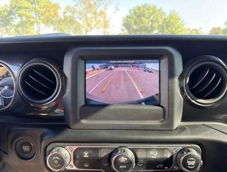 2021 Jeep JL Wrangler - Image 14 of 14