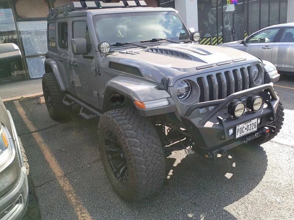 2021 Jeep JL Wrangler - Image 4 of 15