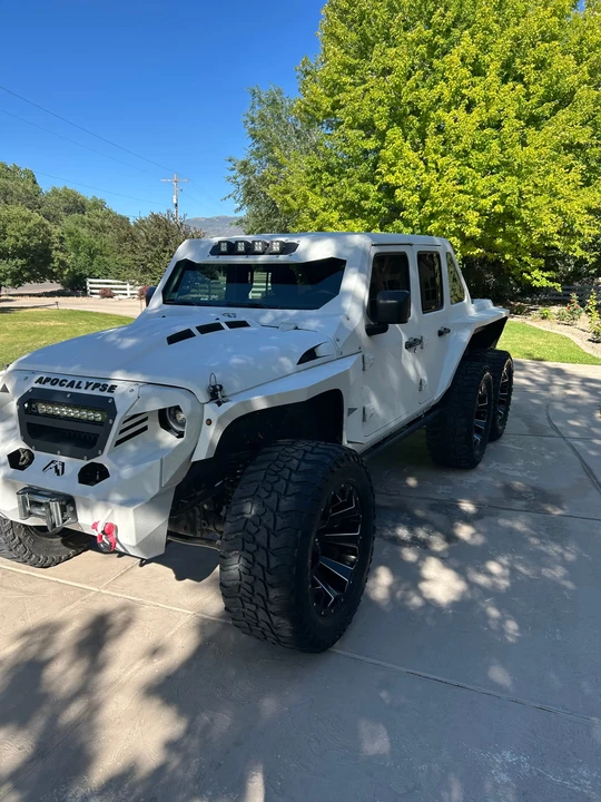 2021 Jeep JL Wrangler - Image 20 of 31