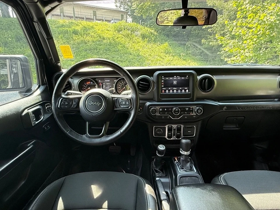 2021 Jeep JL Wrangler - Image 10 of 12