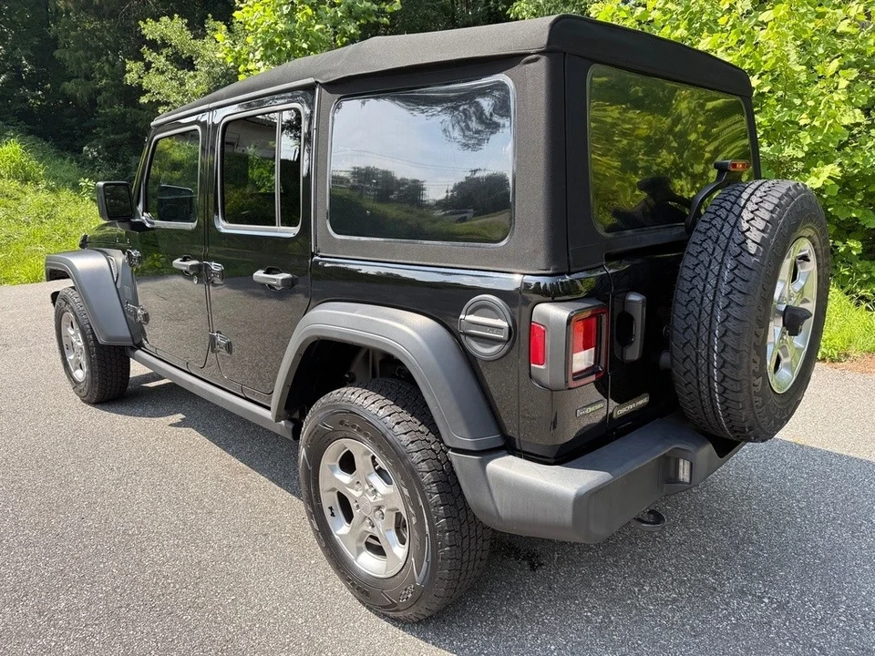 2021 Jeep JL Wrangler - Image 8 of 12