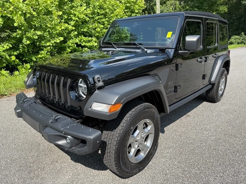 2021 Jeep JL Wrangler - Image 2 of 12