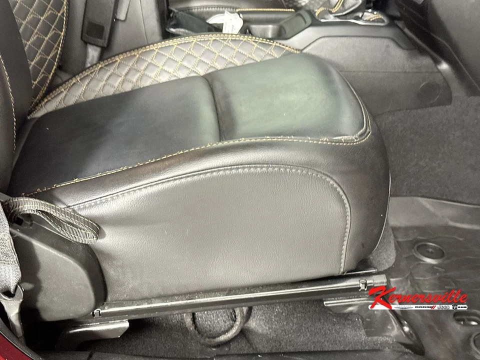 2021 Jeep JL Wrangler - Image 23 of 24