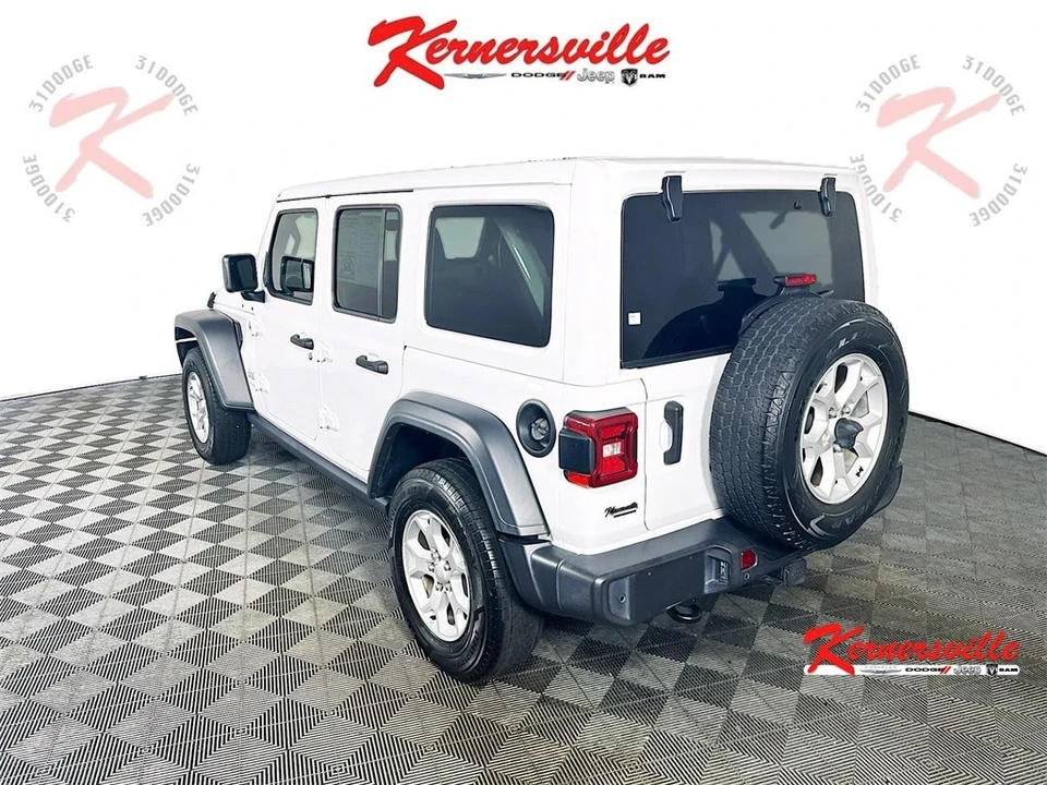 2021 Jeep JL Wrangler - Image 5 of 12