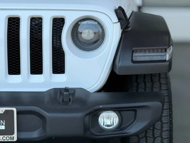 2021 Jeep JL Wrangler - Image 5 of 12