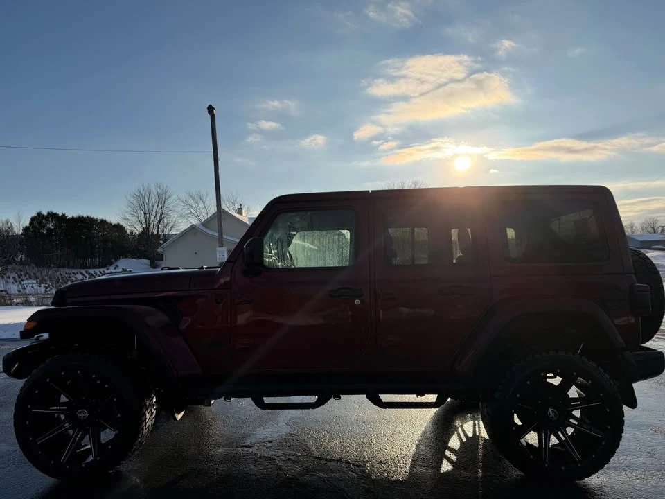 2021 Jeep JL Wrangler - Image 2 of 18