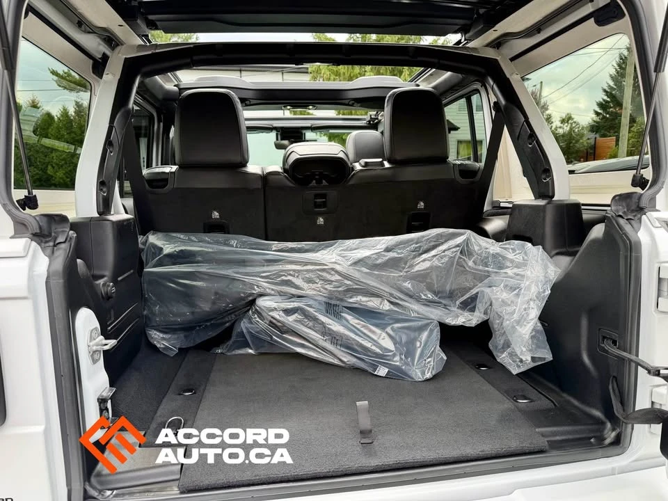 2021 Jeep JL Wrangler - Image 13 of 19