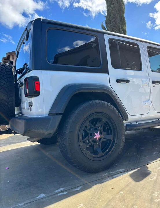 2021 Jeep JL Wrangler - Image 3 of 8