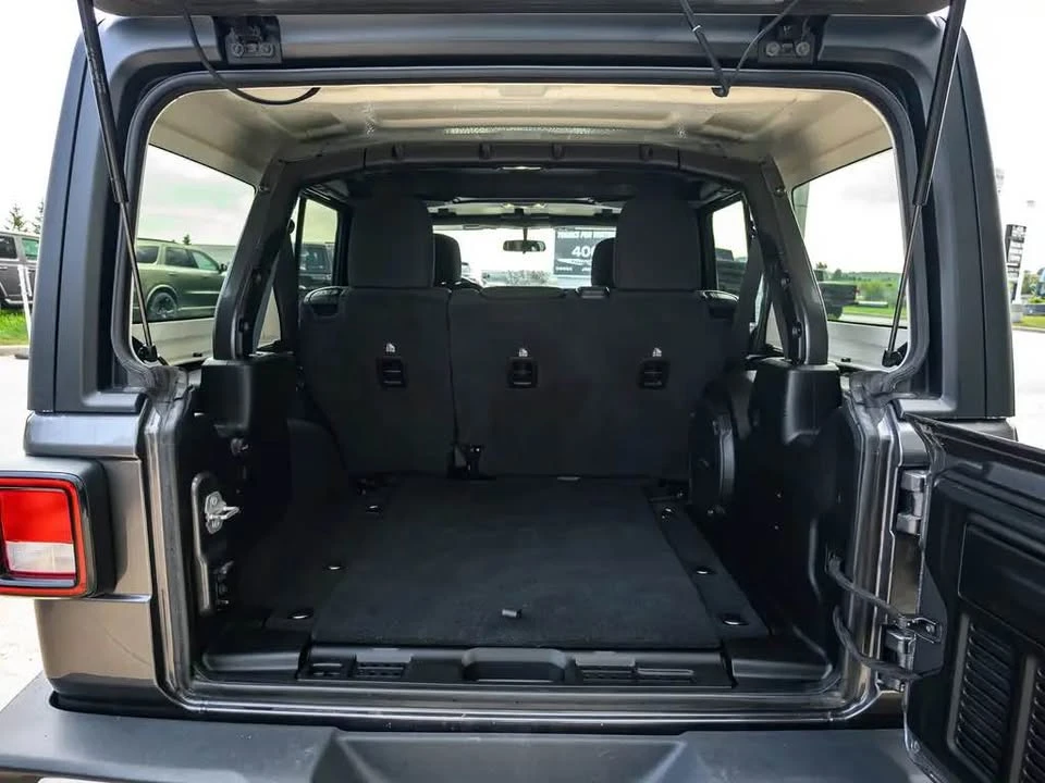 2021 Jeep JL Wrangler - Image 8 of 19