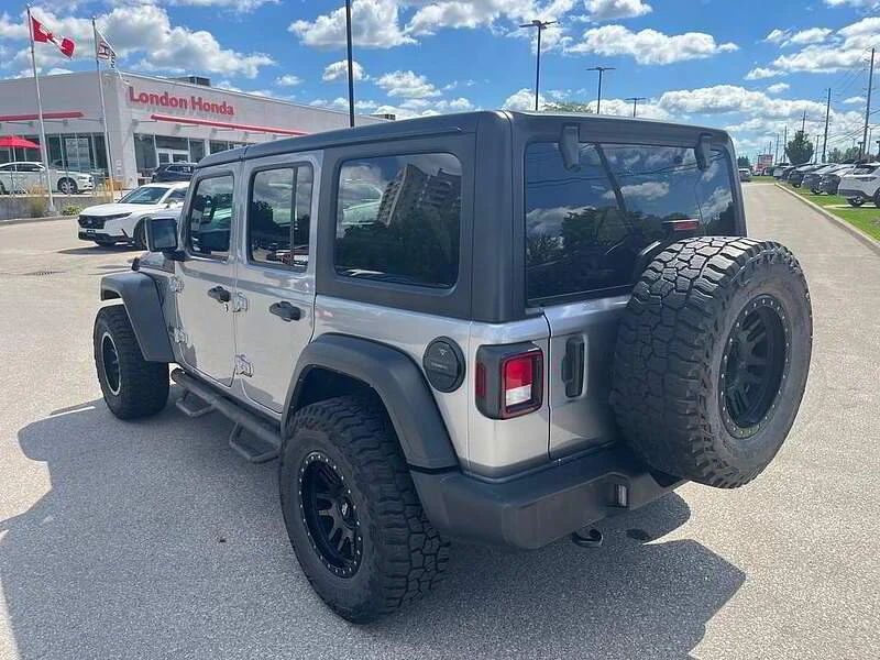 2021 Jeep JL Wrangler - Image 5 of 6