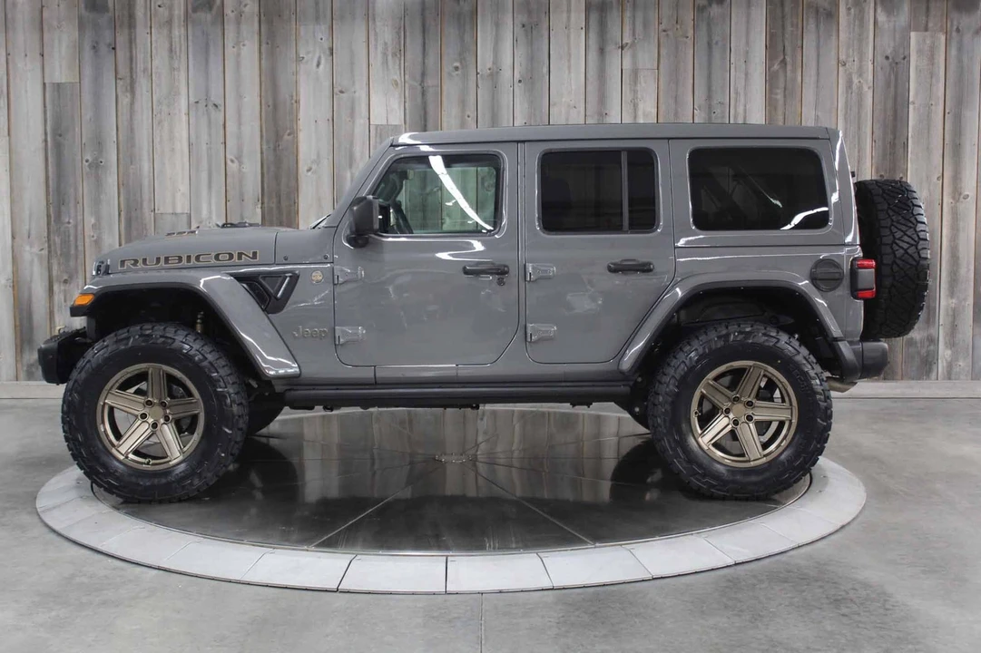 2021 Jeep JL Wrangler - Image 2 of 21