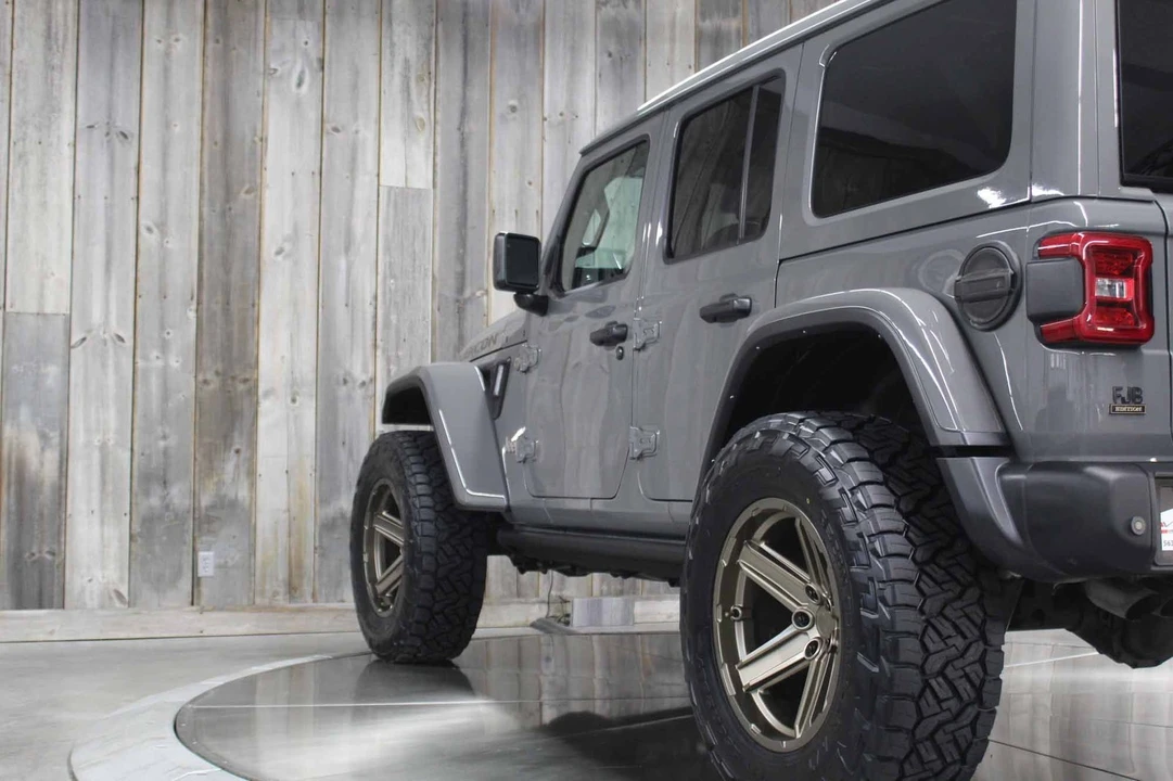 2021 Jeep JL Wrangler - Image 11 of 21
