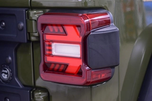2021 Jeep JL Wrangler - Image 19 of 21