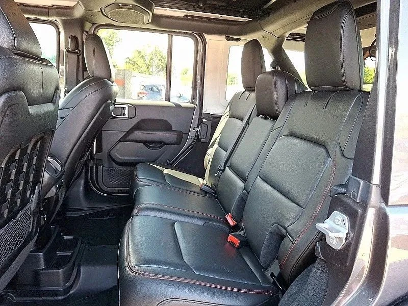2021 Jeep JL Wrangler - Image 11 of 12