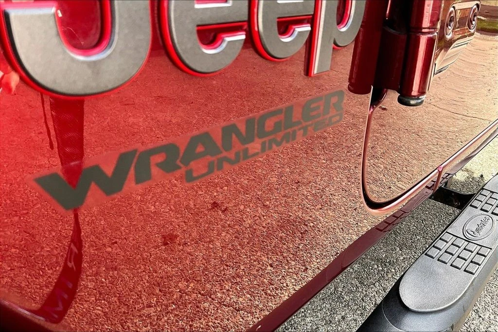 2021 Jeep JL Wrangler Rubicon 392 - Image 11 of 31