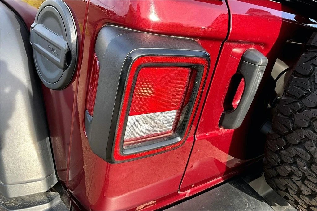 2021 Jeep JL Wrangler Rubicon 392 - Image 29 of 31