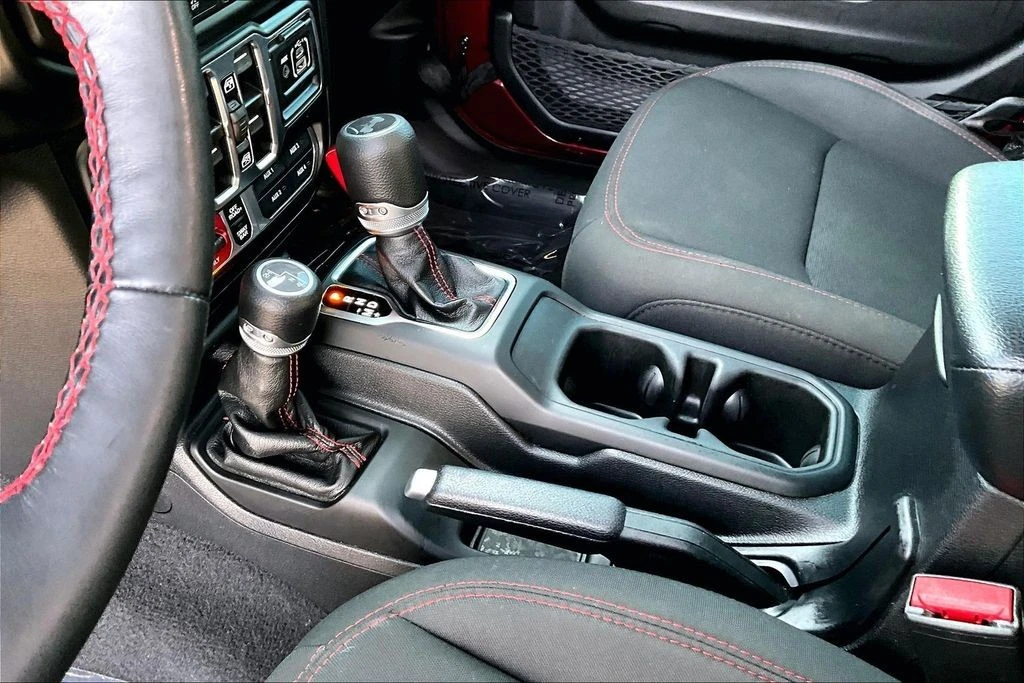 2021 Jeep JL Wrangler - Image 18 of 31