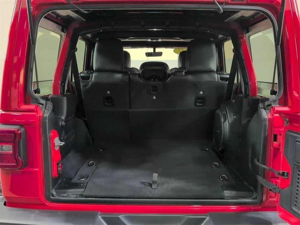 2021 Jeep JL Wrangler - Image 11 of 12