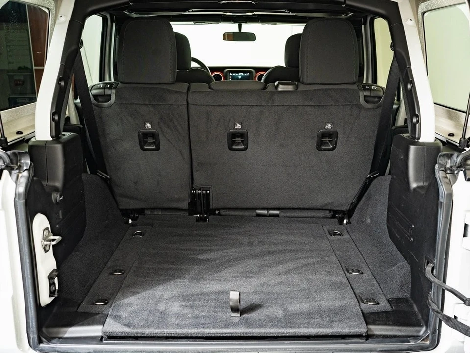 2021 Jeep JL Wrangler - Image 16 of 21