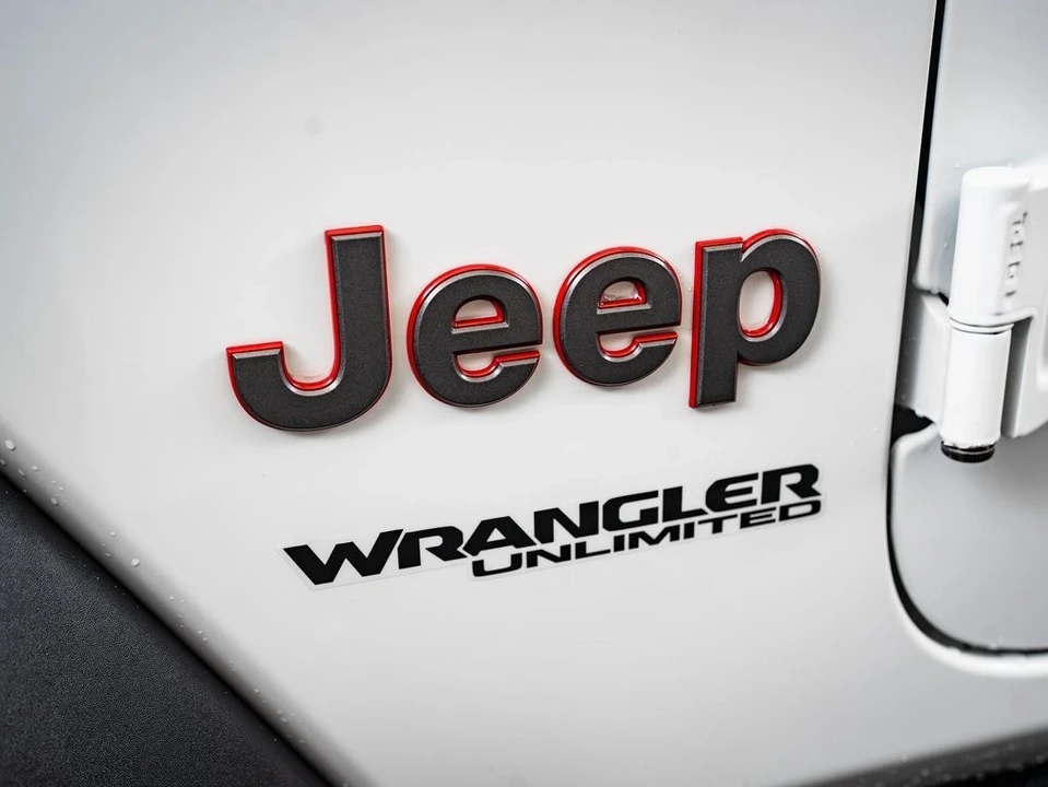 2021 Jeep JL Wrangler - Image 14 of 21