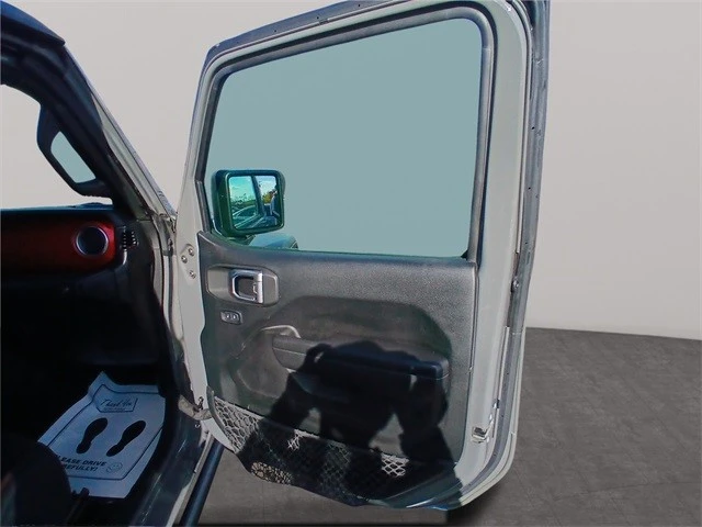 2021 Jeep JL Wrangler - Image 16 of 21