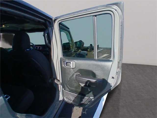 2021 Jeep JL Wrangler - Image 18 of 21
