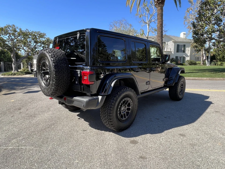 2021 Jeep JL Wrangler - Image 16 of 31