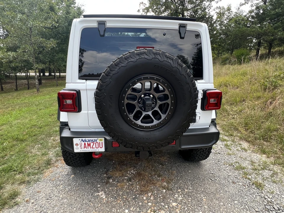2021 Jeep JL Wrangler - Image 20 of 31
