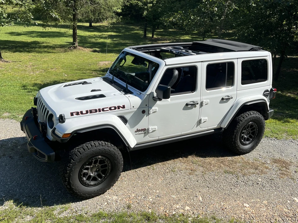 2021 Jeep JL Wrangler - Image 2 of 31