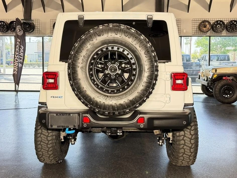 2021 Jeep JL Wrangler Rubicon 392 - Image 12 of 31