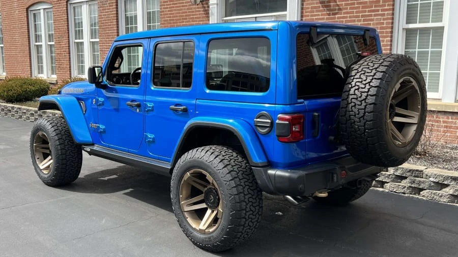 2021 Jeep JL Wrangler - Image 3 of 15